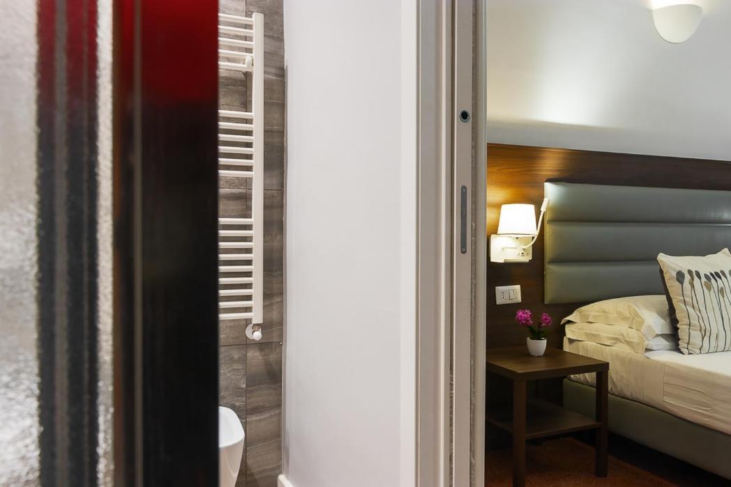 Re Vittorio De Luxe Bed & Breakfast Messina Exterior photo